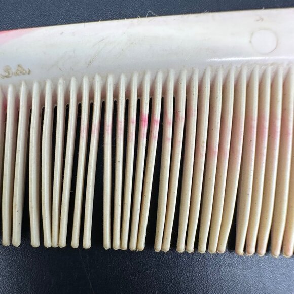 Vintage Plastic Hair Comb Pink White Marbled Swirl USA Retro Bathroom Vanity - Picture 6 of 9